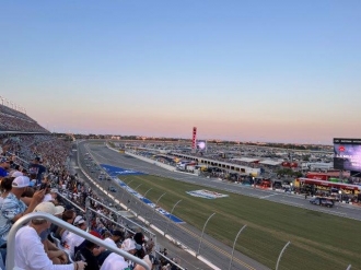 2023 daytona coke zero sugar 400 nascar race packages and tours (8)